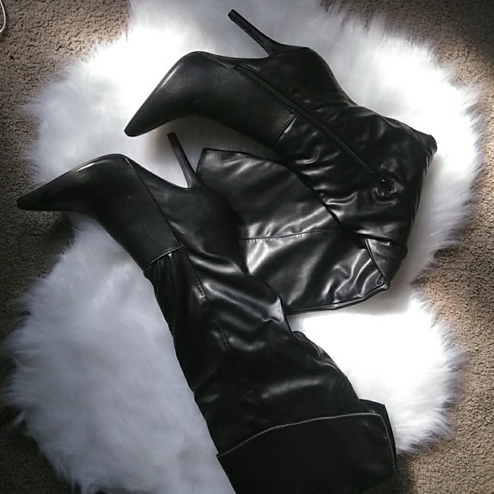 Qupid knee high leather heel boots